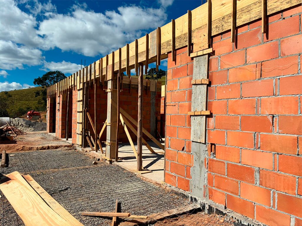 forte vale construtora casa la colina